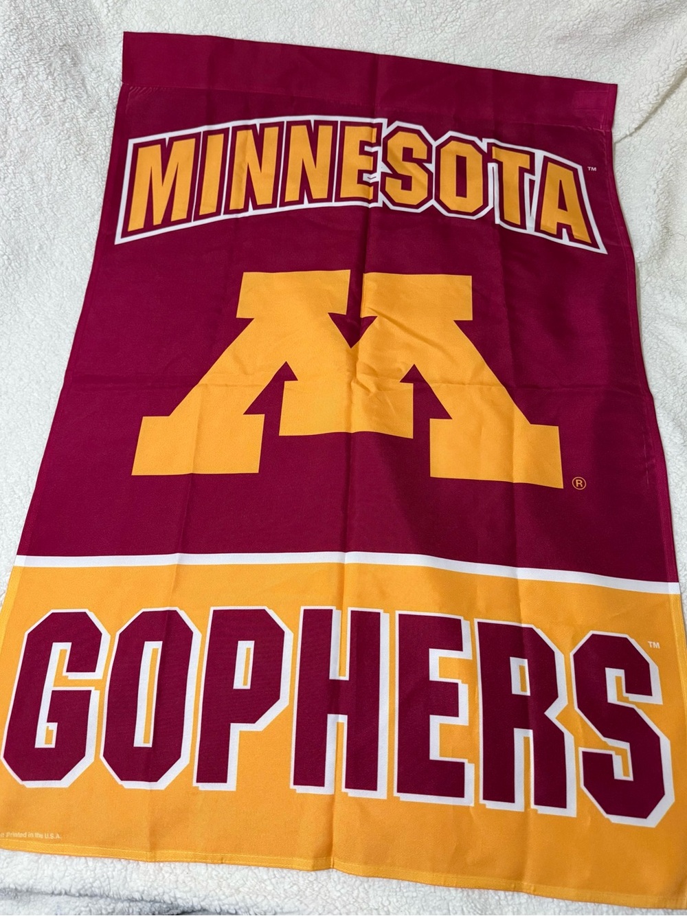 Minnesota Golden Gophers Vertical 28” X 40” Banner/Flag